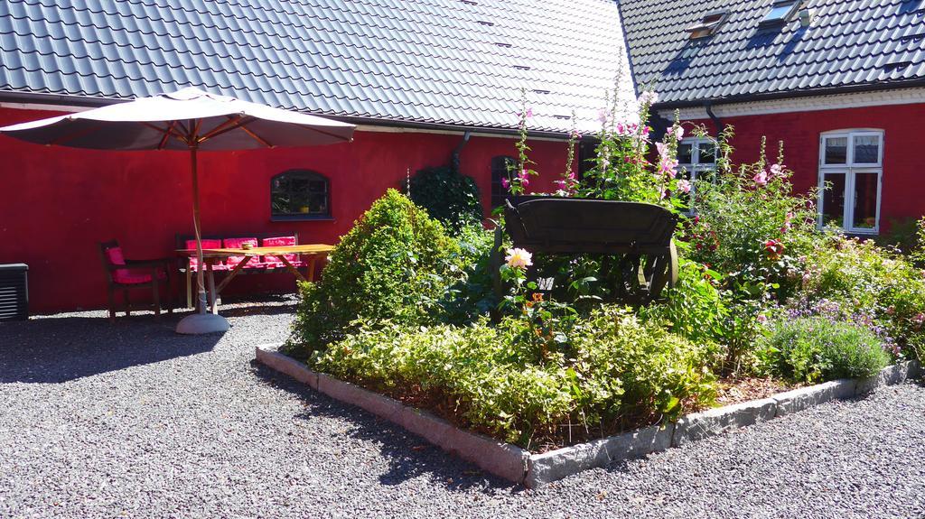 Bakkelund Bed & Breakfast Borre Bagian luar foto