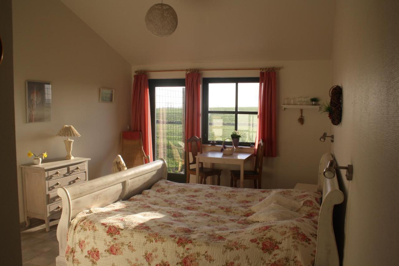 Bakkelund Bed & Breakfast Borre Ruang foto